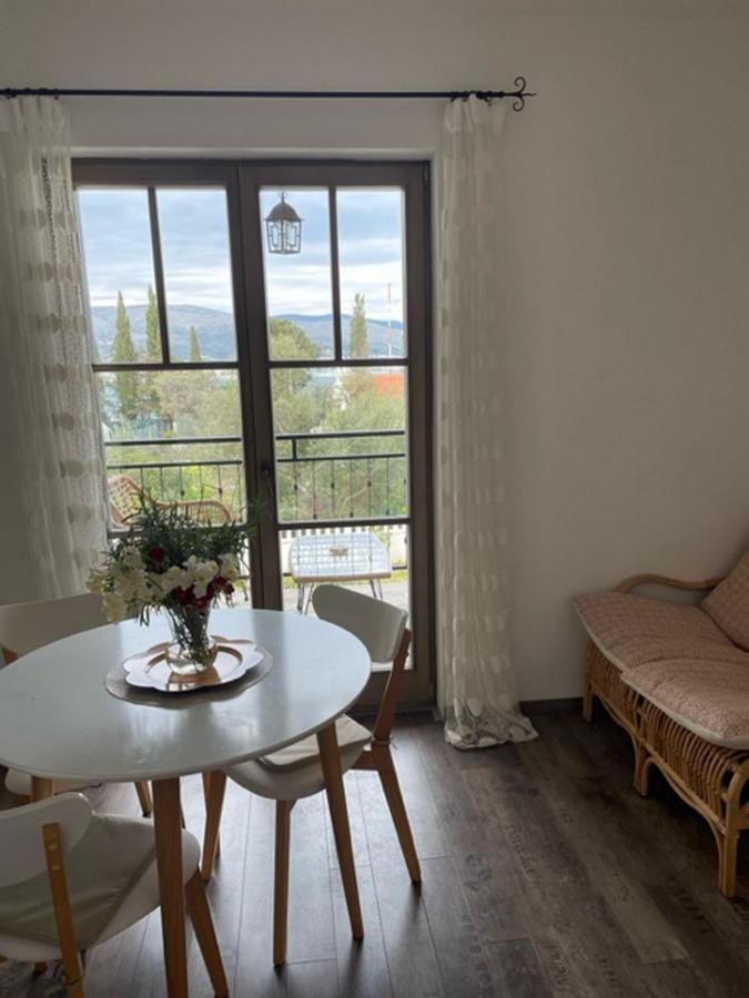 Apartments Villa Kameja Donji Okrug  Eksteriør bilde