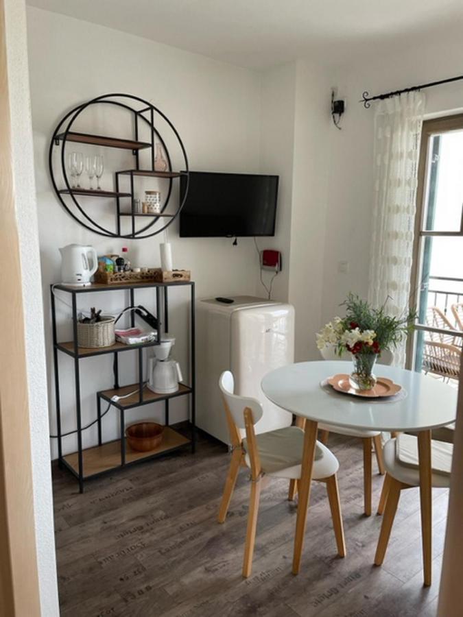 Apartments Villa Kameja Donji Okrug  Eksteriør bilde